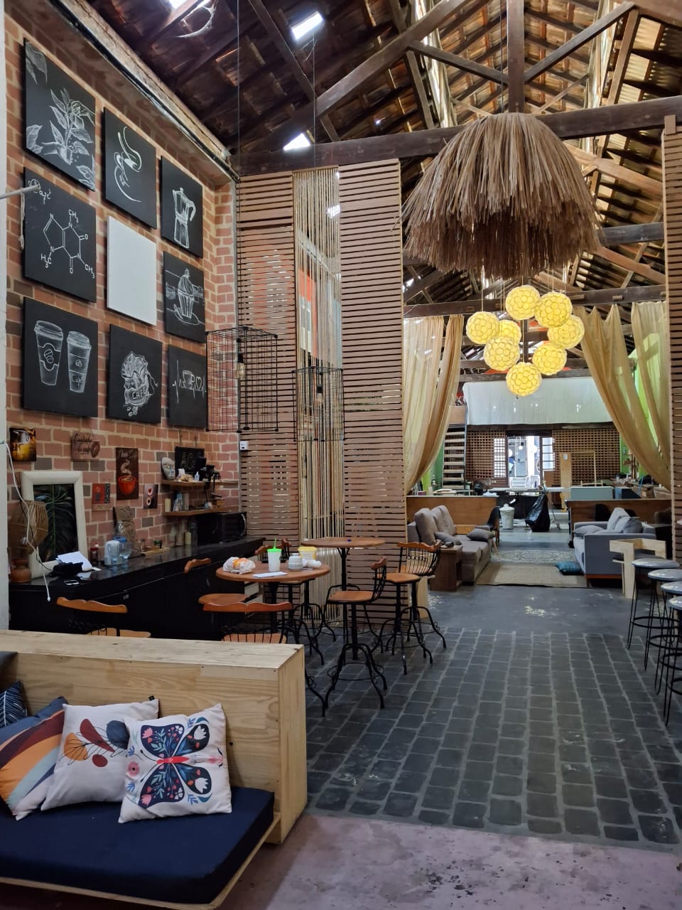 Showroom 1